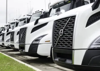 Lawmaker seeks to decriminalize truck equipment tampering