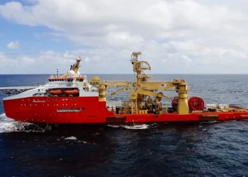 Ocean Installer keeps Solstad CSV for another year