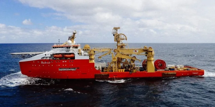 Ocean Installer keeps Solstad CSV for another year