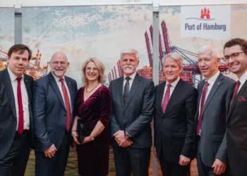 Port Evening Reception in Prague strengthens partnership between Hamburg and Czech Republic