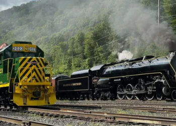 Regional railroad offers $10M for Pa. county lines
