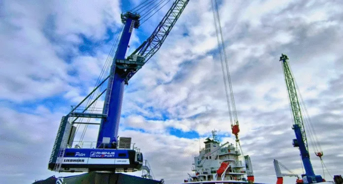 Rhenus expands heavy-lift capacity in Cuxhaven with new LHM 600 Crane