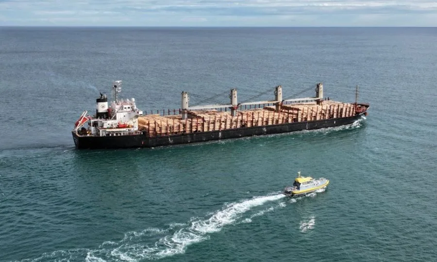 SeaTrek joins forces with Legasea to expand dry bulk business