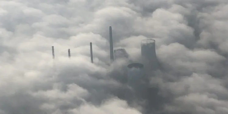 Shipping heavyweights join bid to standardise emissions tracking