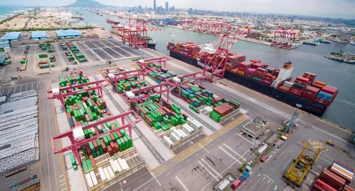 Taiwan Strait: Disruption unlikely, but military risk remains