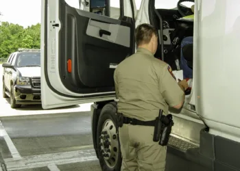 Trump DOT punishes Newsom on truck driver language rule