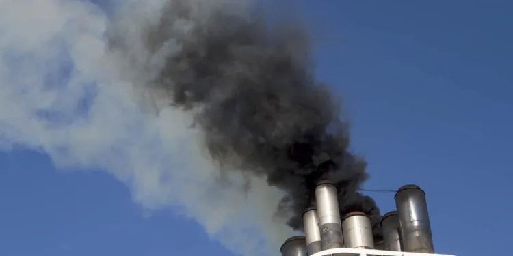 UN postpones decision on shipping carbon tax