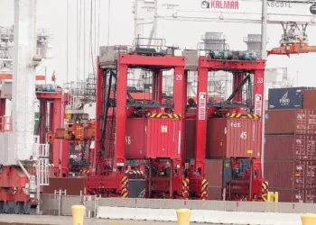Union hits Newsom veto of measure to block port automation
