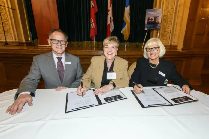 Vancouver Fraser Port Authority and Manitoba government signed MOU