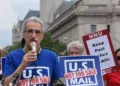 American Postal Workers Union completes leadership transition