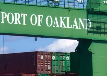 Fewer empties, steady trade: Oakland port’s volume shift
