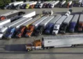 FMCSA to poll ‘several thousand’ drivers on truck parking