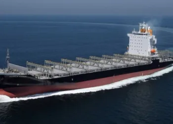 Latsco firms up boxship brace at Huangpu Wenchong