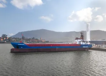 Amasus adds second bound4blue eSAIL® to cargo fleet