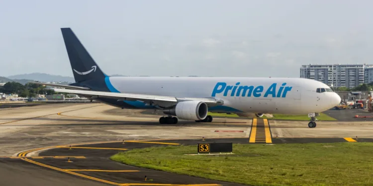 Amazon offers money-back guarantee to air cargo shippers