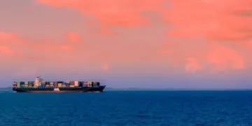 Containerships lead the global shift to alternative fuels