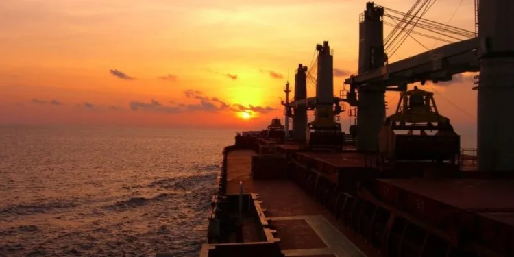 Element Shipmanagement enters dry