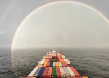 Euroseas banks multi-year cover for boxship trio