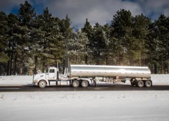 FMCSA waives driving limits for fuel haulers in Northeast