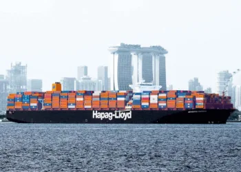 Hapag-Lloyd orders eight methanol dual-fuel boxships in $500m newbuild push