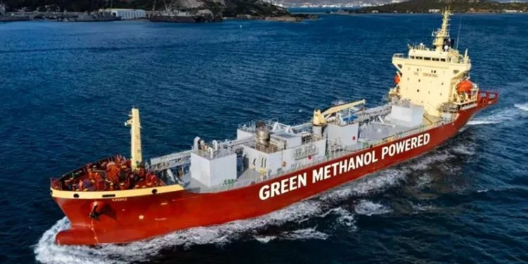 Hartmann and Heidelberg Materials link up on methanol-powered cement carriers