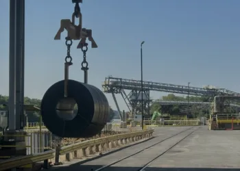 Indiana port expands barge steel capacity 