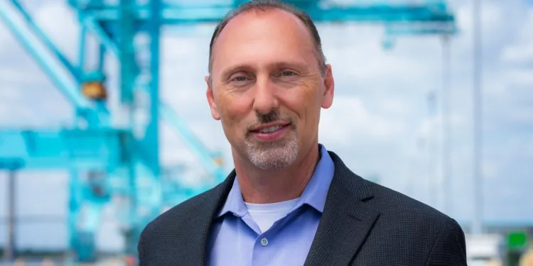 Jaxport COO Bennett dies in car crash