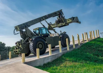 Kalmar and IRTC partner on Rough-Terrain Handling