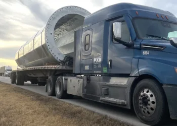 Over-sized cargo strikes six Oklahoma overpasses, forcing closures