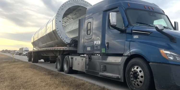 Over-sized cargo strikes six Oklahoma overpasses, forcing closures