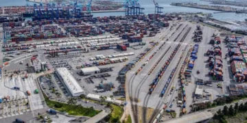 Port of Los Angeles nears top-three cargo year