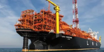 Snam nears full takeover of Italian FSRU after Igneo stake buy