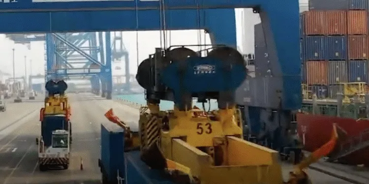 Suez container ships near low for all of 2025