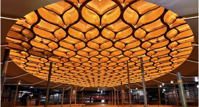 SWS completes H1509 atrium dome six months ahead of schedule