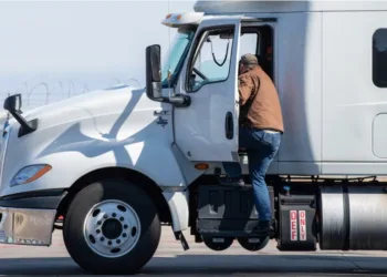 Truck transportation jobs last month were the lowest in years: BLS