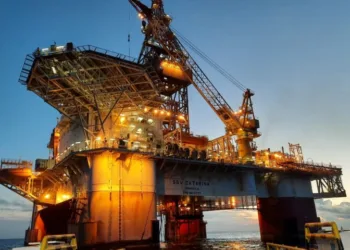 Ventura adds $20m semisub backlog on fresh Eni slot