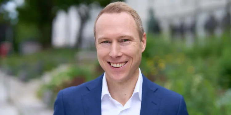 Western Bulk returns to shipowning via partnered play