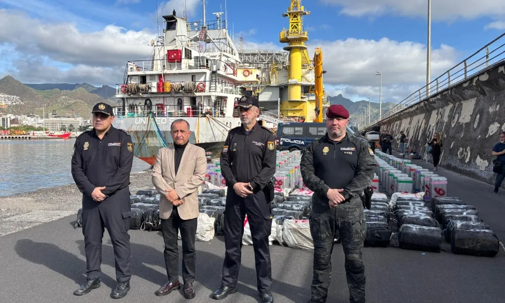 €100m cocaine haul seized from bulk carrier off Canary Islands