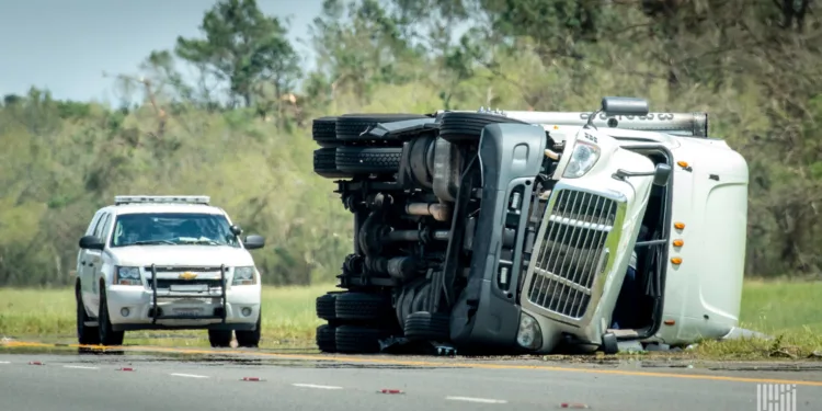 Business groups back freight brokers in Supreme Court trucking liability fight
