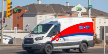 Canada Post, letter carriers hammer out details on final contract