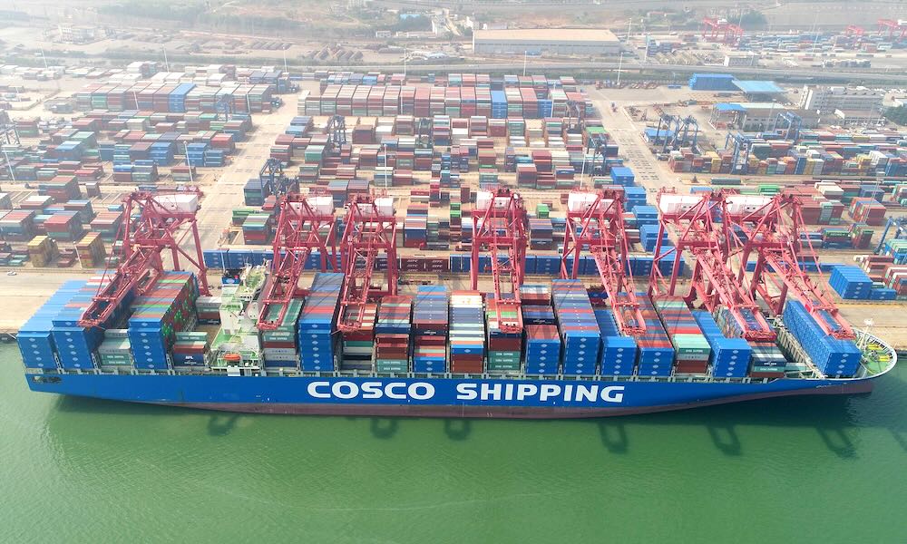 COSCO seals $2.7bn boxship order spree