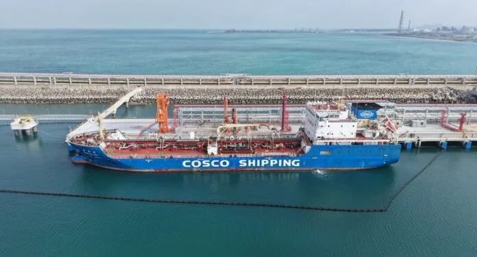 COSCO Shipping launches direct Asphalt route