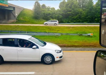 Distracted Driving’s Death Toll: What a Viral Dashcam Lawsuit Means for CDL Holders