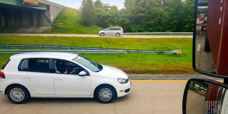 Distracted Driving’s Death Toll: What a Viral Dashcam Lawsuit Means for CDL Holders