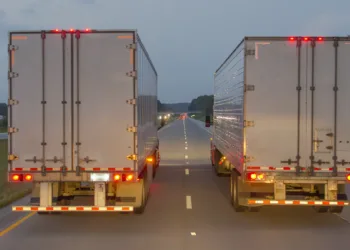 Labor takes back seat on trucking advisory panel