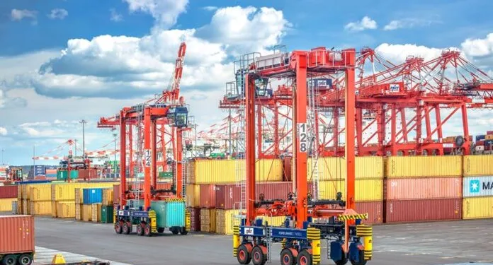 Port Newark orders 20 hybrid straddle carriers from Konecranes