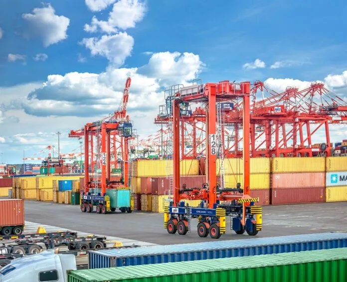 Port Newark orders 20 hybrid straddle carriers from Konecranes