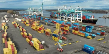Portland re-opens Oregon’s only container terminal