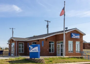 Prolonged post office closures focus of House bill