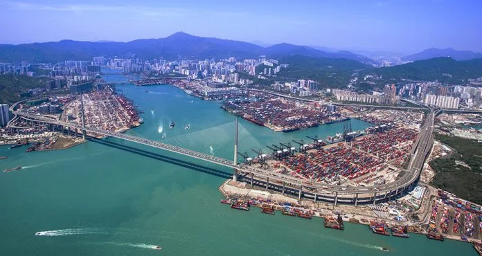 Worldwide box traffic crosses 1 billion TEU in 2025